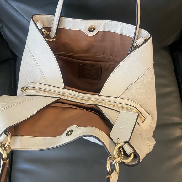 Cream Coach bag used - Picture 2 of 2